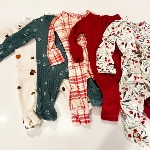 Bundle of (5) Holiday Themed Newborn Footies - Picture 3 of 9